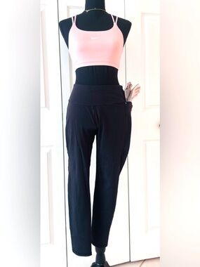 NIKE ~ Pink Sports Bra Black Leggings and Workout Gloves Set size XS